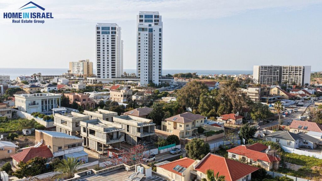 Caption: Эксклюзивная вилла с 7 спальнями и частным бассейном у моря.