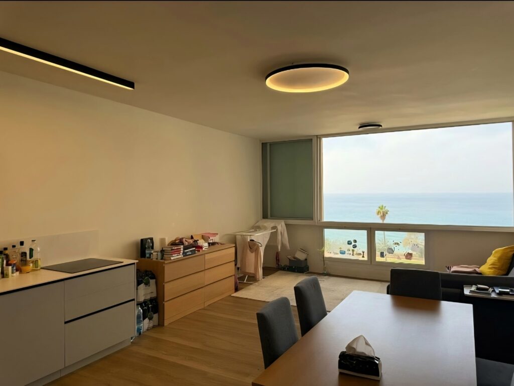 Open Plan Living and Dining, North Netanya