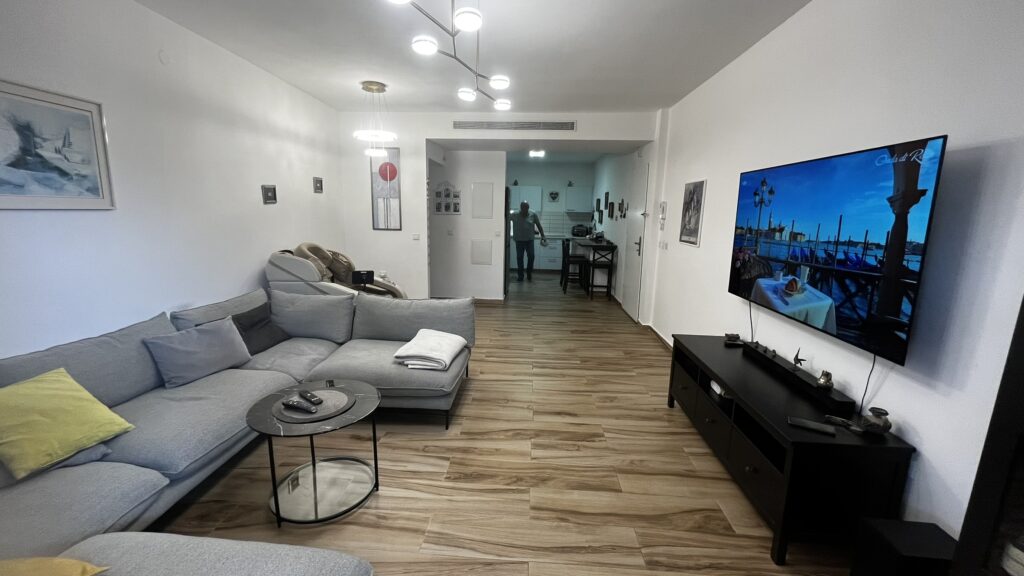 Upgraded Garden Apartment for Sale – Harish | Marina