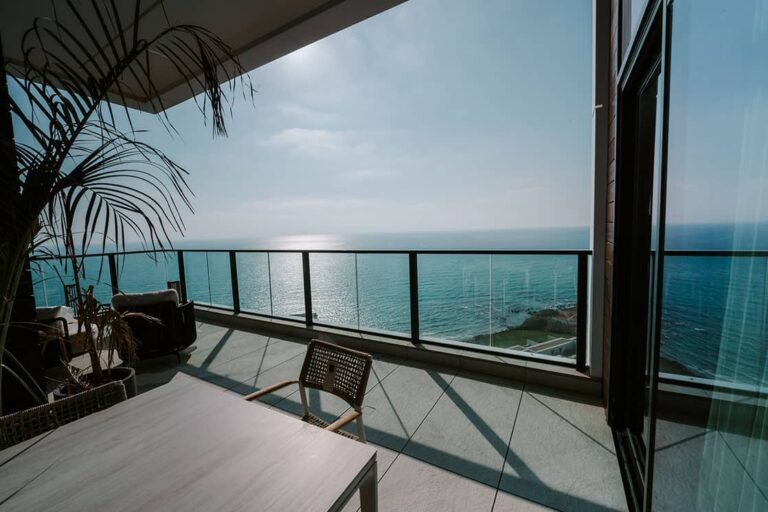 luxury penthouse with full sea view for sale in Netanya, Israel