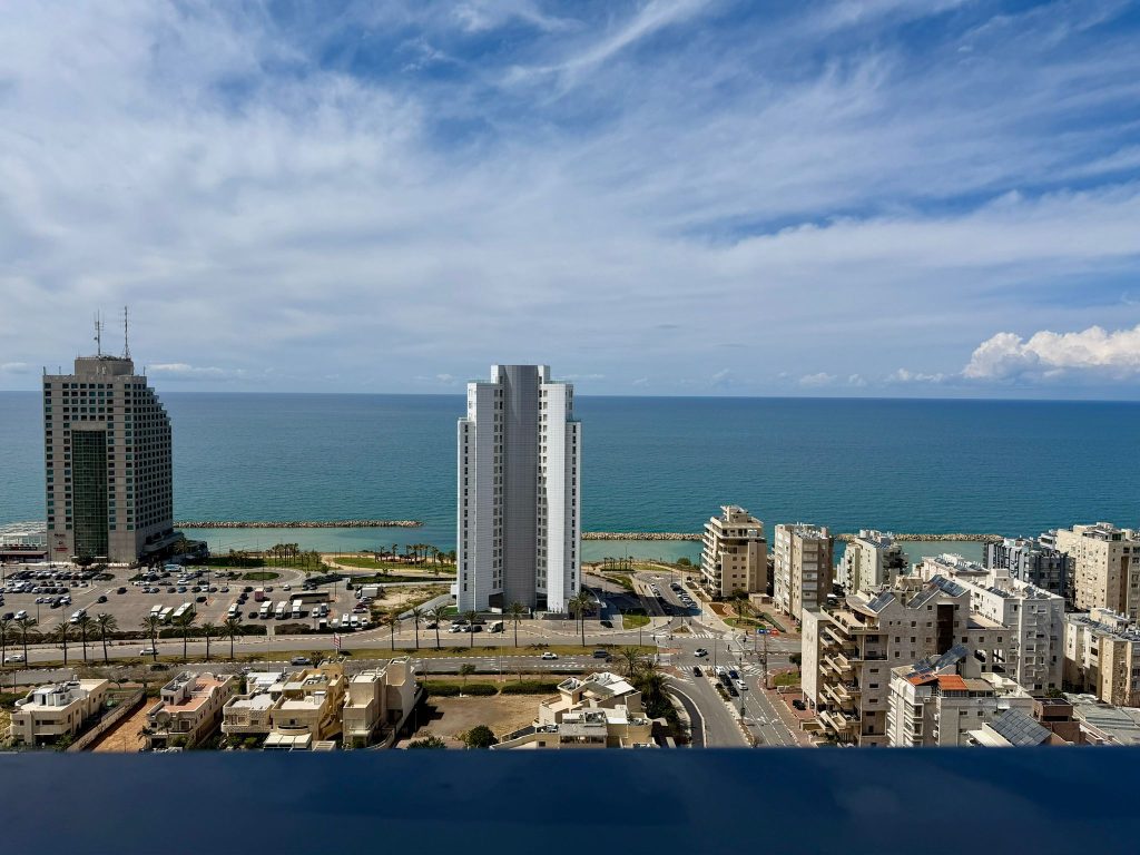Panoramic frontal sea views from the 145 SQM residence at Burganski 2, Netanya.