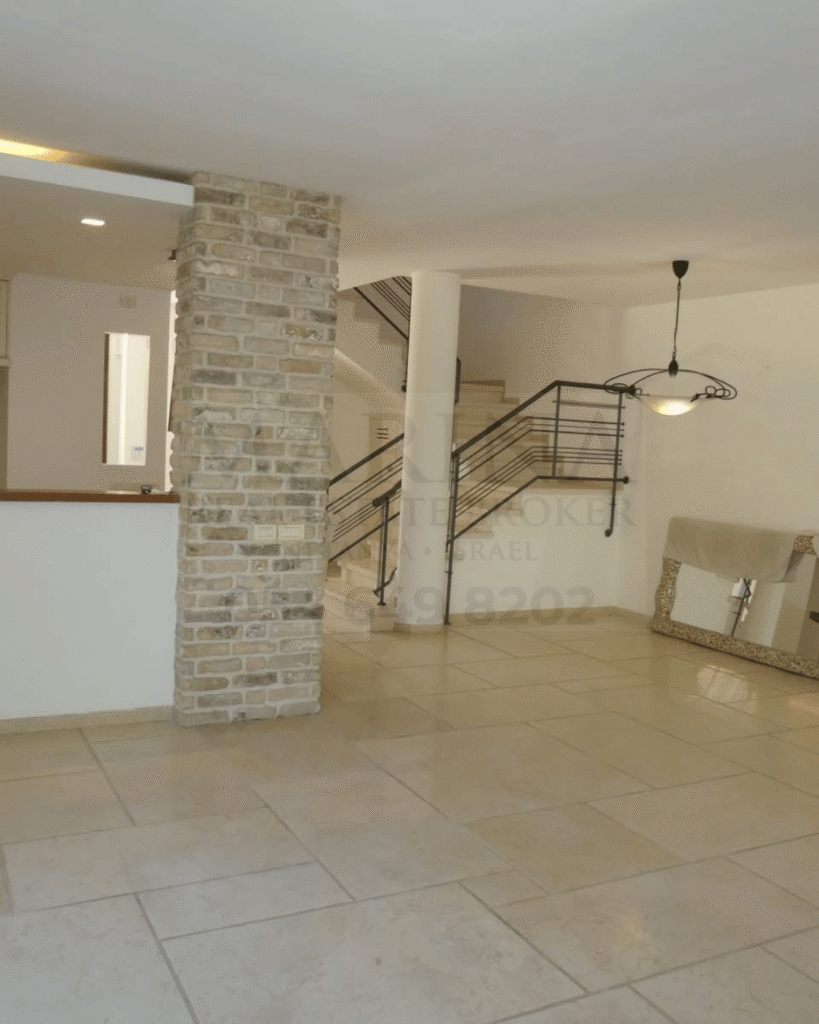 Premium corner cottage for sale in Ramat Poleg villa Netanya with private wrap-around garden.